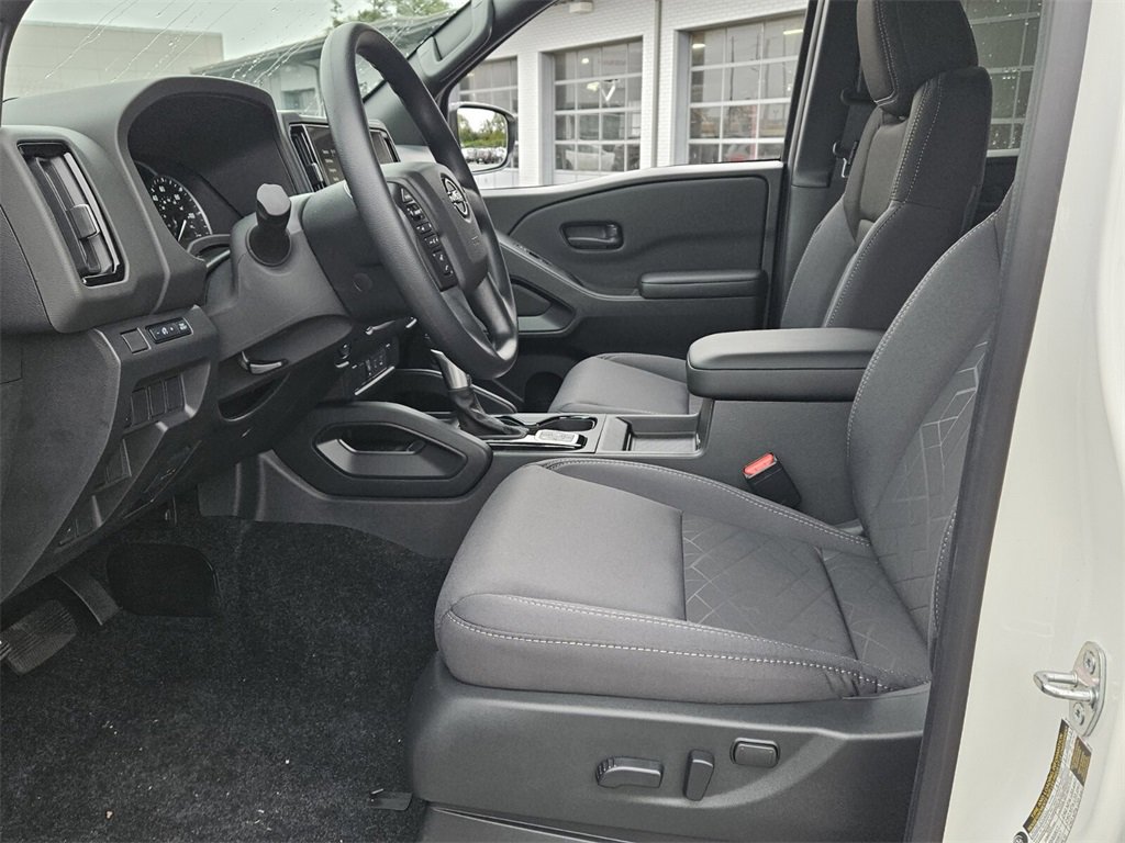 New 2026 Nissan Frontier SV image 3