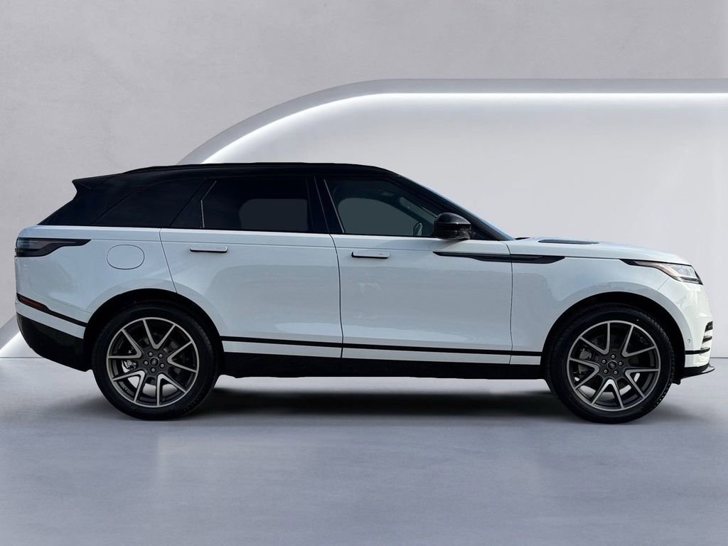 New 2026 Land Rover Range Rover Velar Dynamic SE image 3