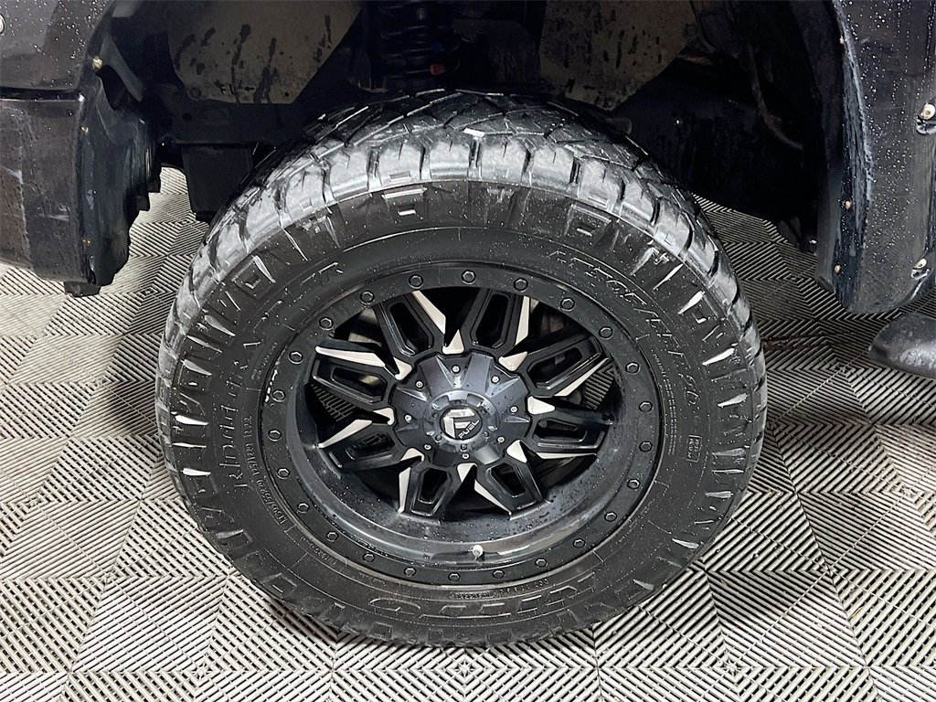 Used 2018 Toyota Tundra Platinum image 27