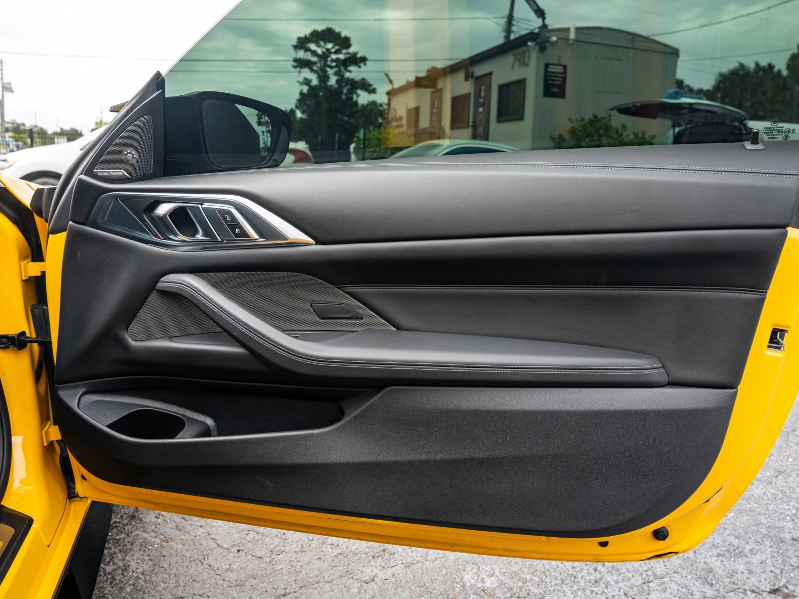 Used 2022 BMW M4 xDrive Competition w/ M Carbon Exterior Package AWD/4WD image 49