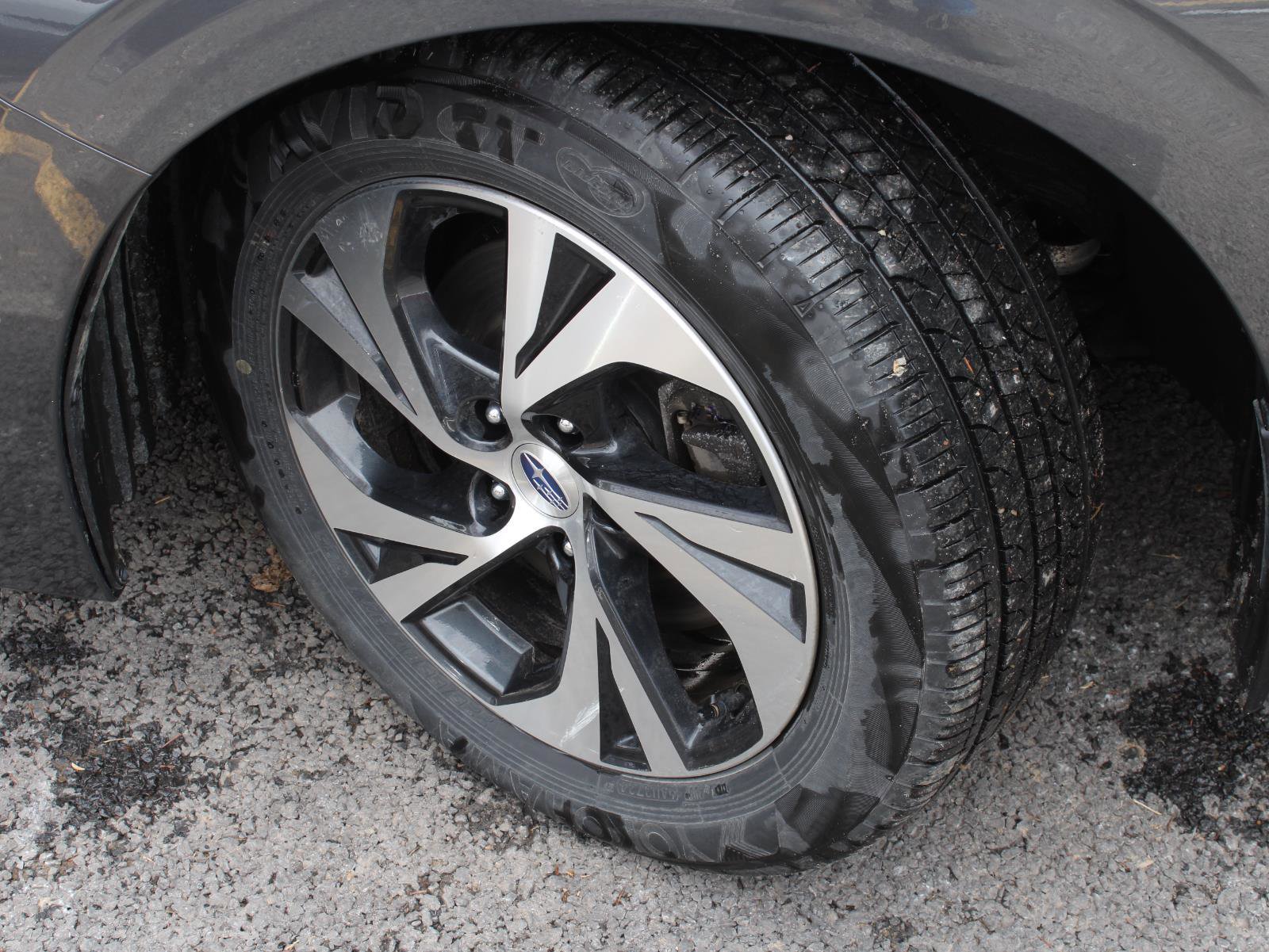 Certified 2025 Subaru Legacy Premium image 16