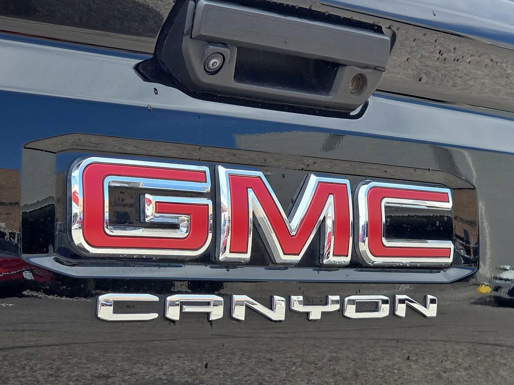 Used 2024 GMC Canyon Elevation w/ Convenience Package image 11