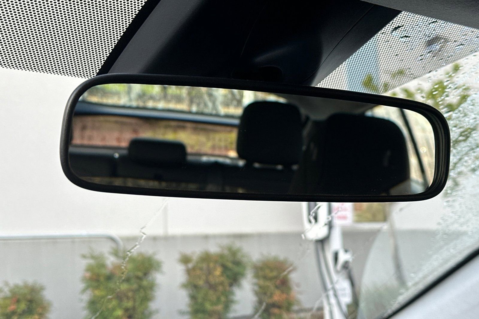 Certified 2022 Toyota Prius LE image 26