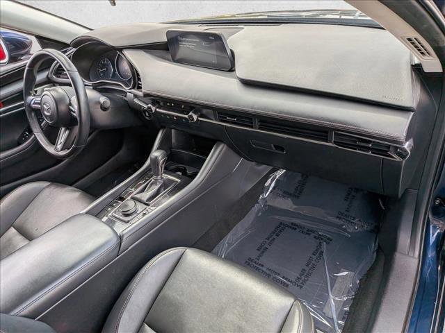 Used 2019 MAZDA MAZDA3 Sedan w/ Preferred Package FWD image 18