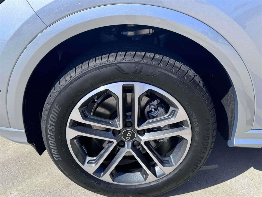 New 2025 Audi Q5 Premium image 6