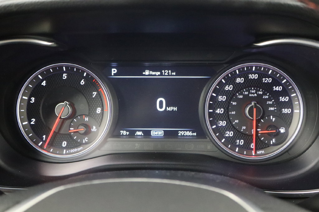 Used 2019 Genesis G70 2.0T Advanced w/ Sport Package RWD image 11