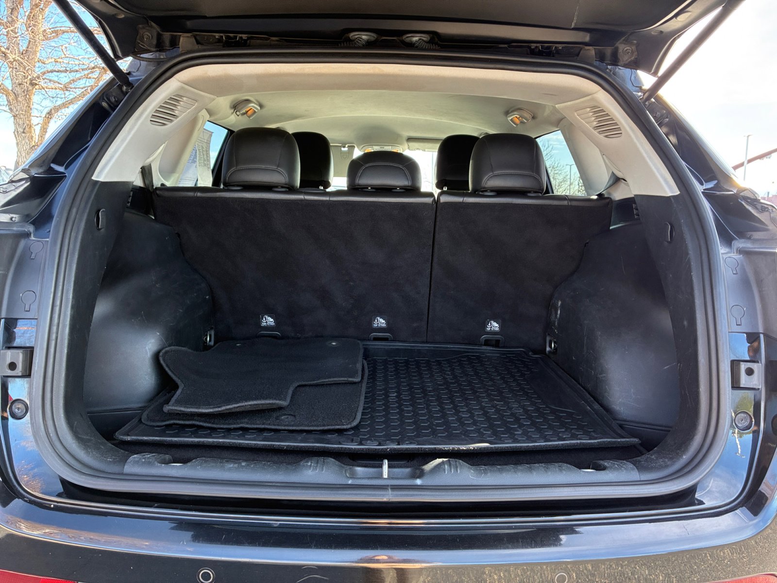 Used 2018 Jeep Compass Limited w/ Navigation Group image 32