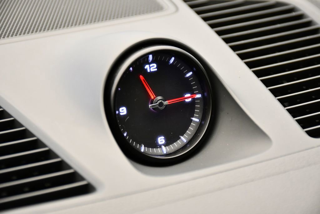 Used 2023 Porsche Cayenne image 20