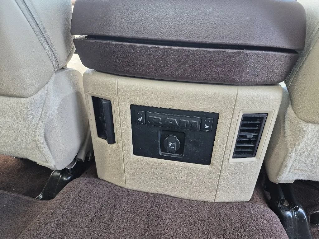 Used 2018 RAM 1500 Laramie w/ Convenience Group RWD image 27