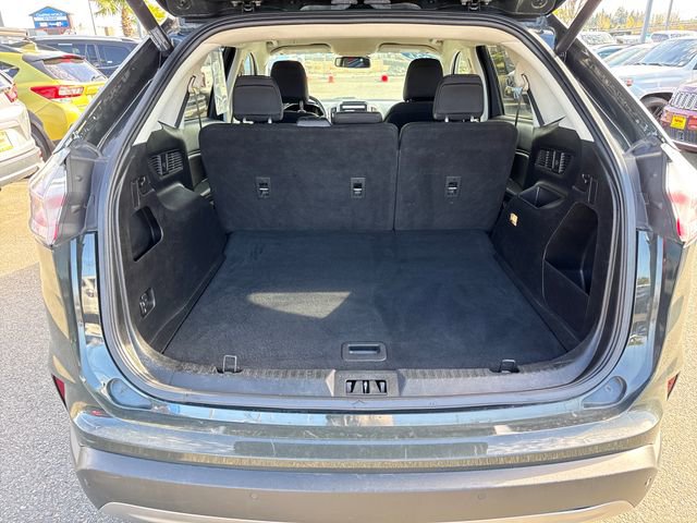 Used 2022 Ford Edge SEL image 15