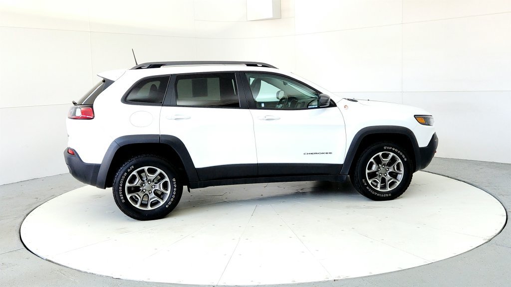 Used 2021 Jeep Cherokee Trailhawk w/ Sun, Sound & Nav Group AWD/4WD image 6