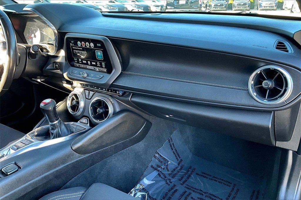 Used 2018 Chevrolet Camaro SS image 26