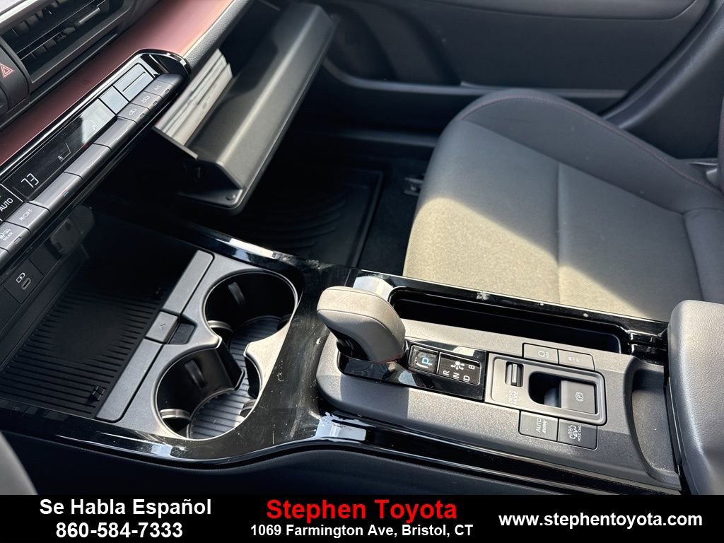 Used 2024 Toyota Prius Prime SE image 20