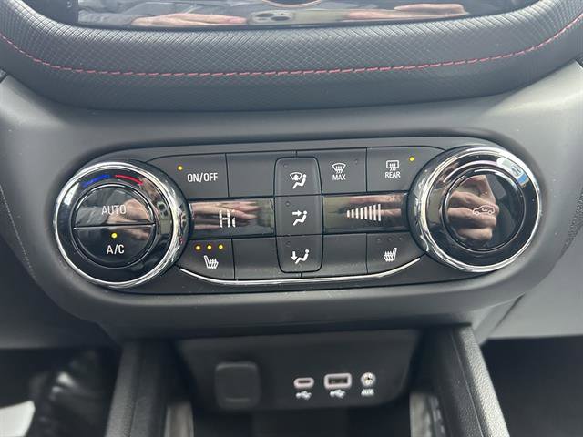 Certified 2023 Chevrolet TrailBlazer RS w/ Convenience Package image 18