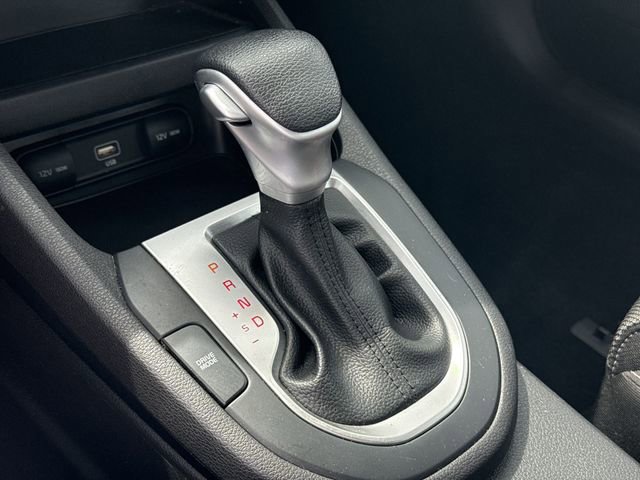 Used 2023 Kia Forte LXS w/ LXS Technology Package FWD image 19