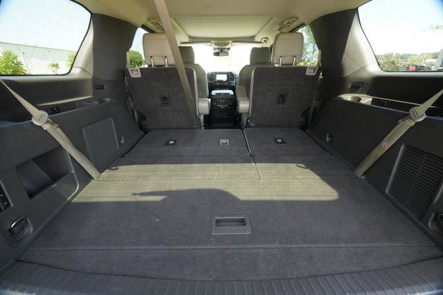 Used 2020 Ford Expedition Limited w/ Equipment Group 302A AWD/4WD image 31
