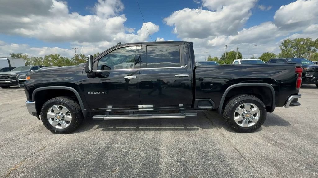 Used 2021 Chevrolet Silverado 2500 LTZ w/ LTZ Plus Package AWD/4WD image 5