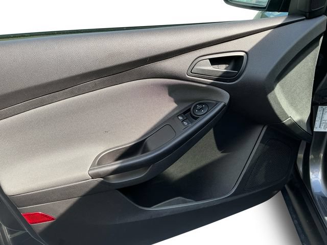 Used 2014 Ford Focus S FWD image 11