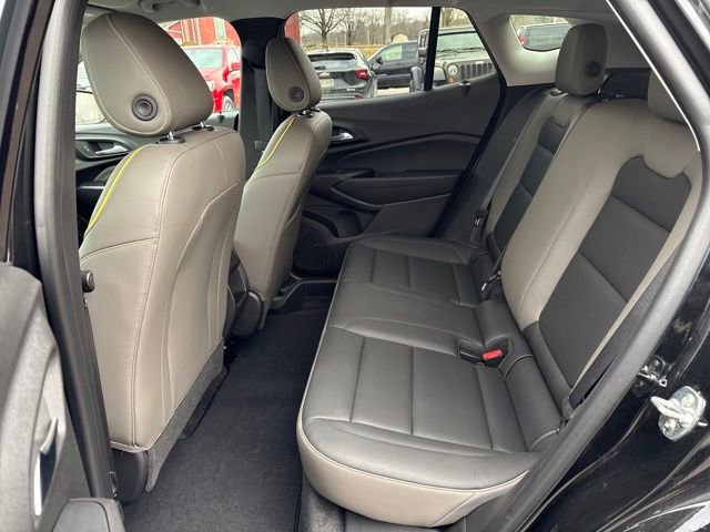 Used 2025 Chevrolet Trax ACTIV image 22