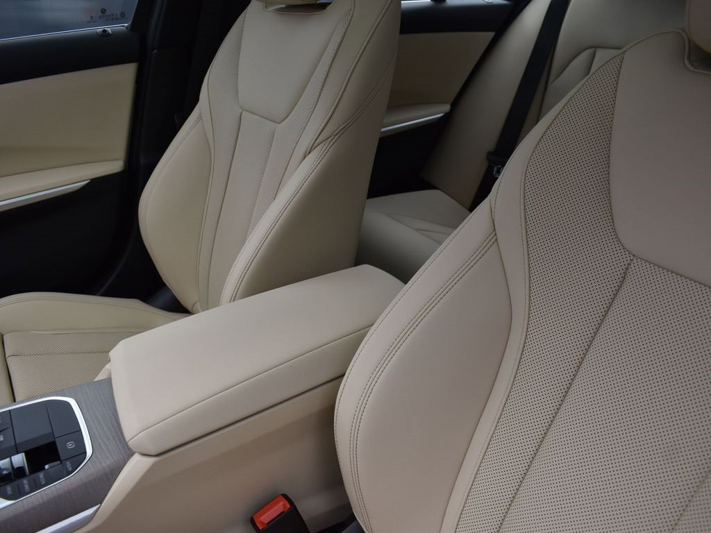 Certified 2025 BMW 330i Sedan w/ Premium Package image 14