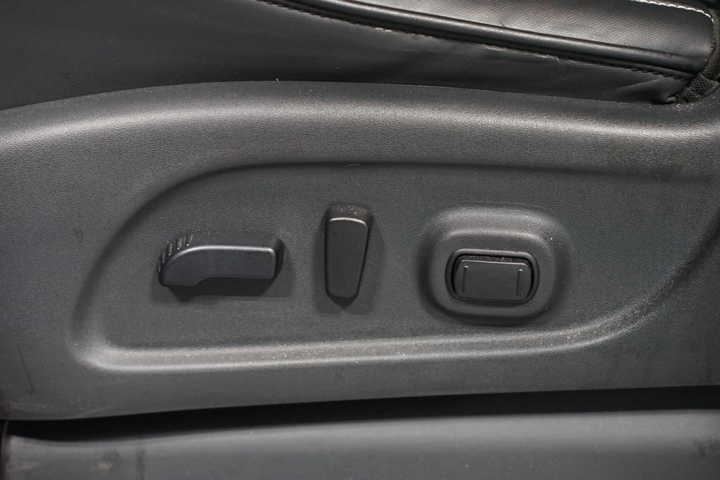 Used 2018 Nissan Titan PRO-4X w/ Pro-4x Utility Package image 35