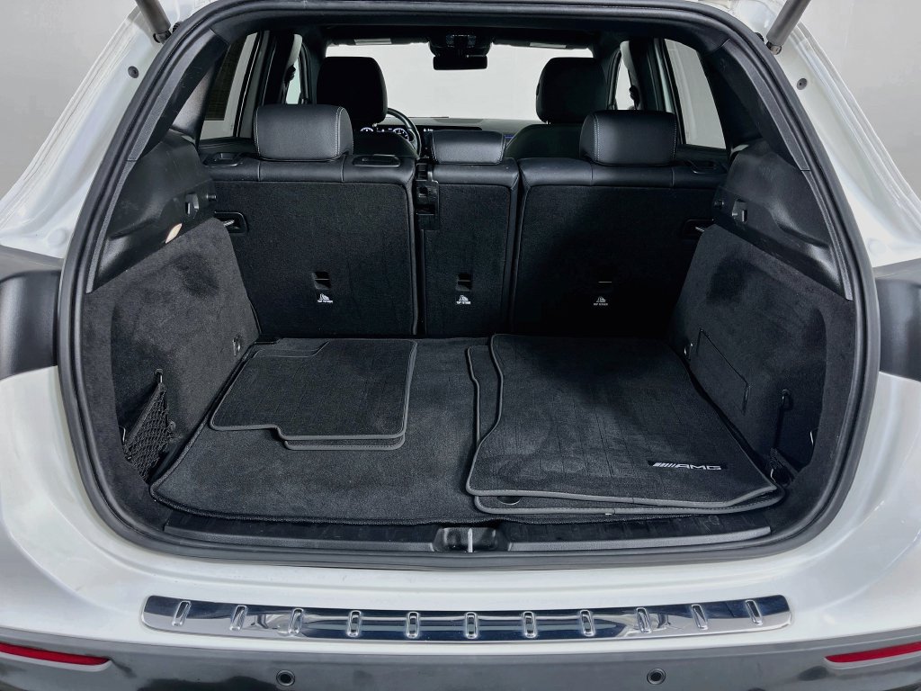 Used 2023 Mercedes-Benz GLA 250 4MATIC w/ AMG Line Exterior image 10