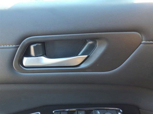 New 2026 Nissan Pathfinder SL image 16