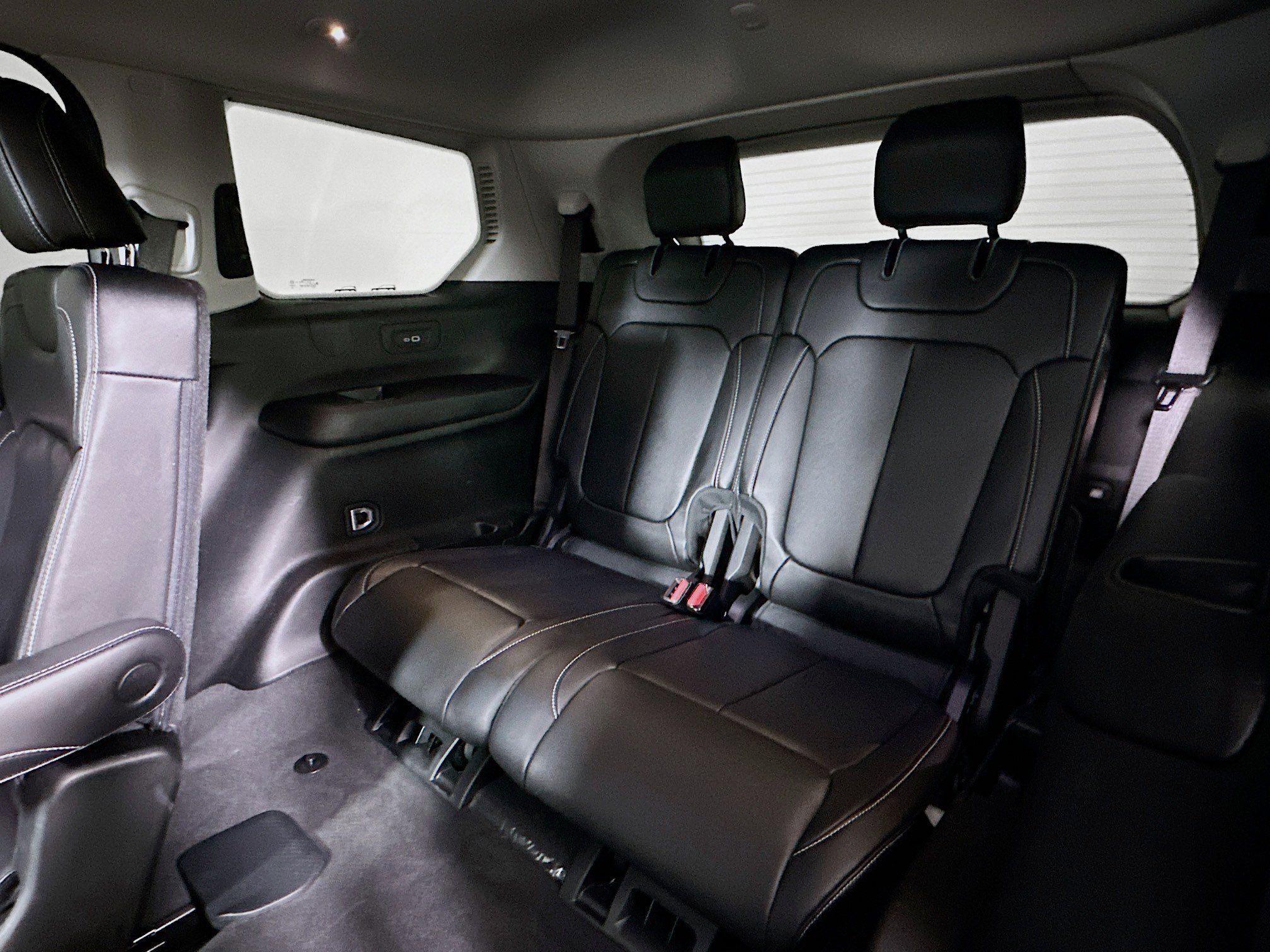 Used 2023 Jeep Grand Cherokee L Limited image 29