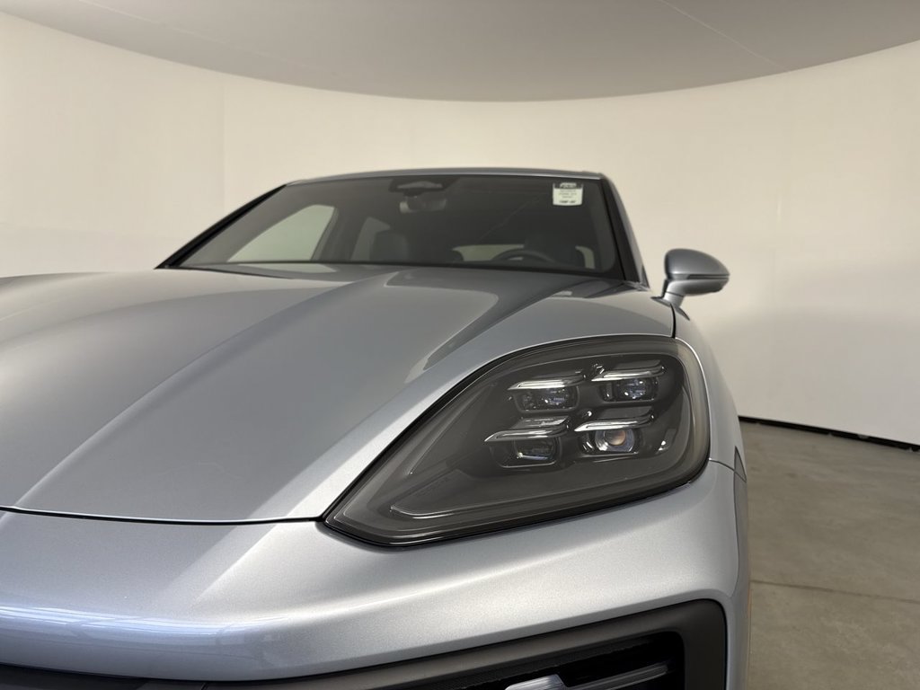 New 2026 Porsche Cayenne AWD/4WD image 11
