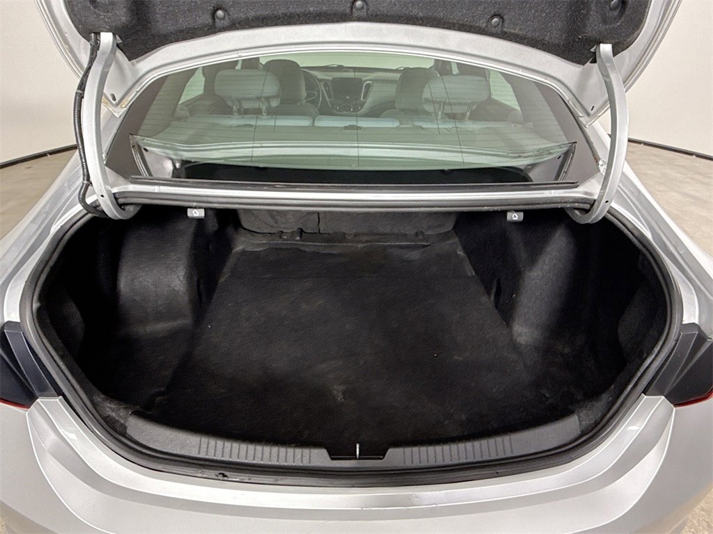 Used 2022 Chevrolet Malibu LT image 26