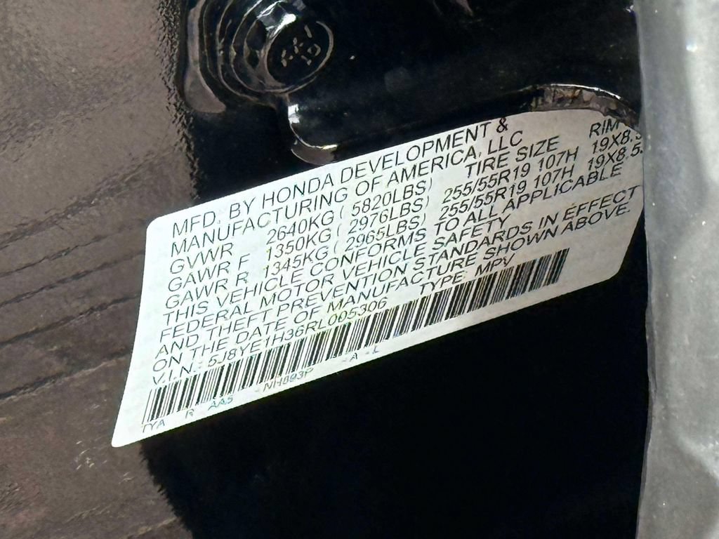 Certified 2024 Acura MDX SH-AWD image 35