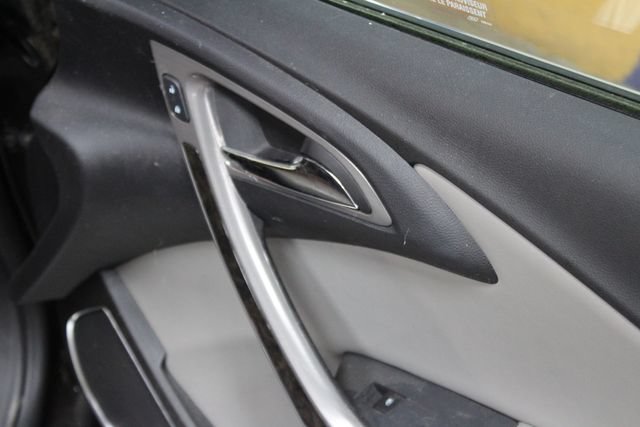 Used 2016 Buick Verano Convenience FWD image 10