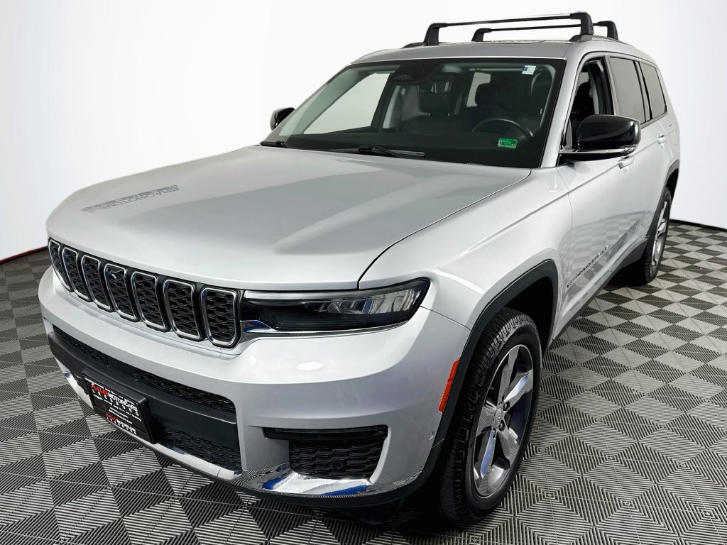 Used 2021 Jeep Grand Cherokee L Limited w/ Luxury Tech Group II AWD/4WD image 3