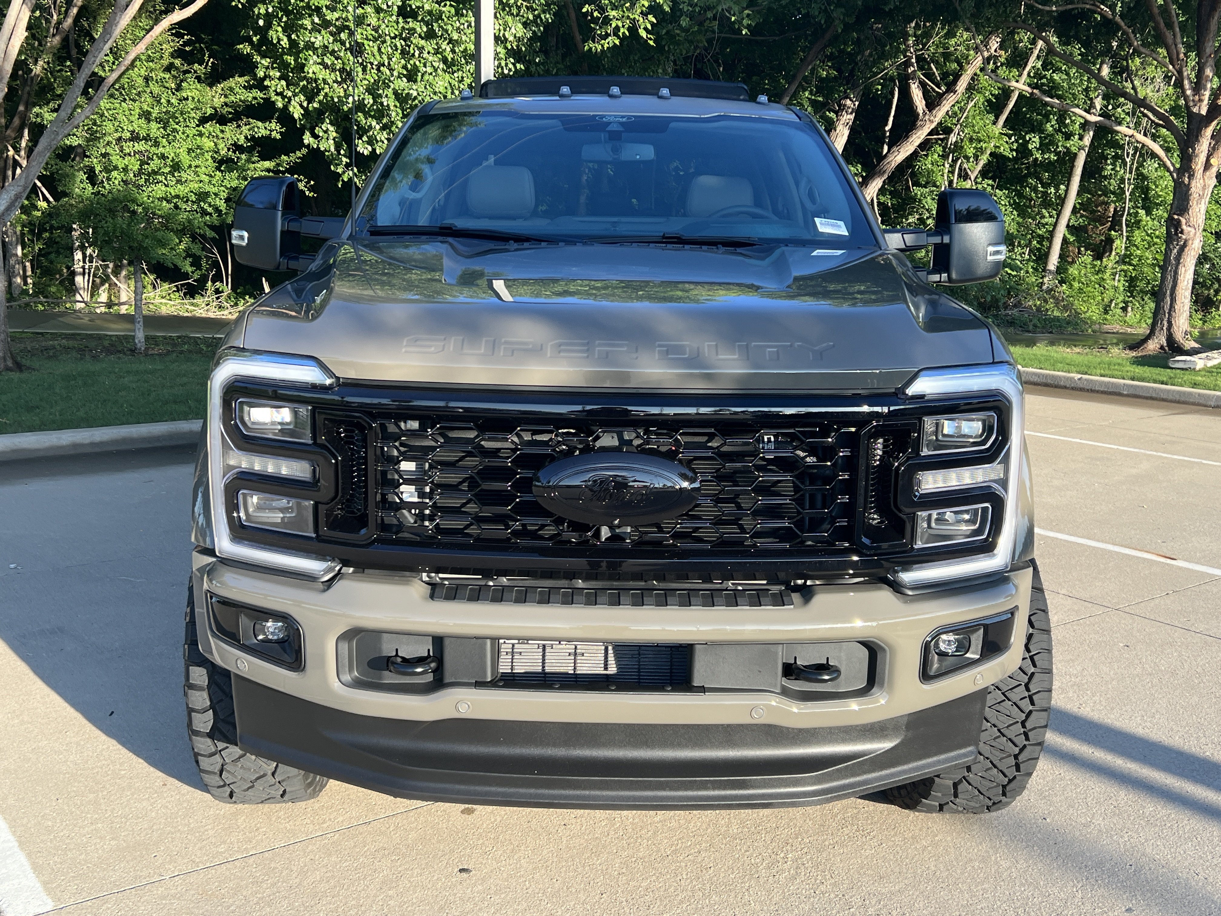 Used 2026 Ford F450 Platinum w/ Platinum Plus Package AWD/4WD image 3