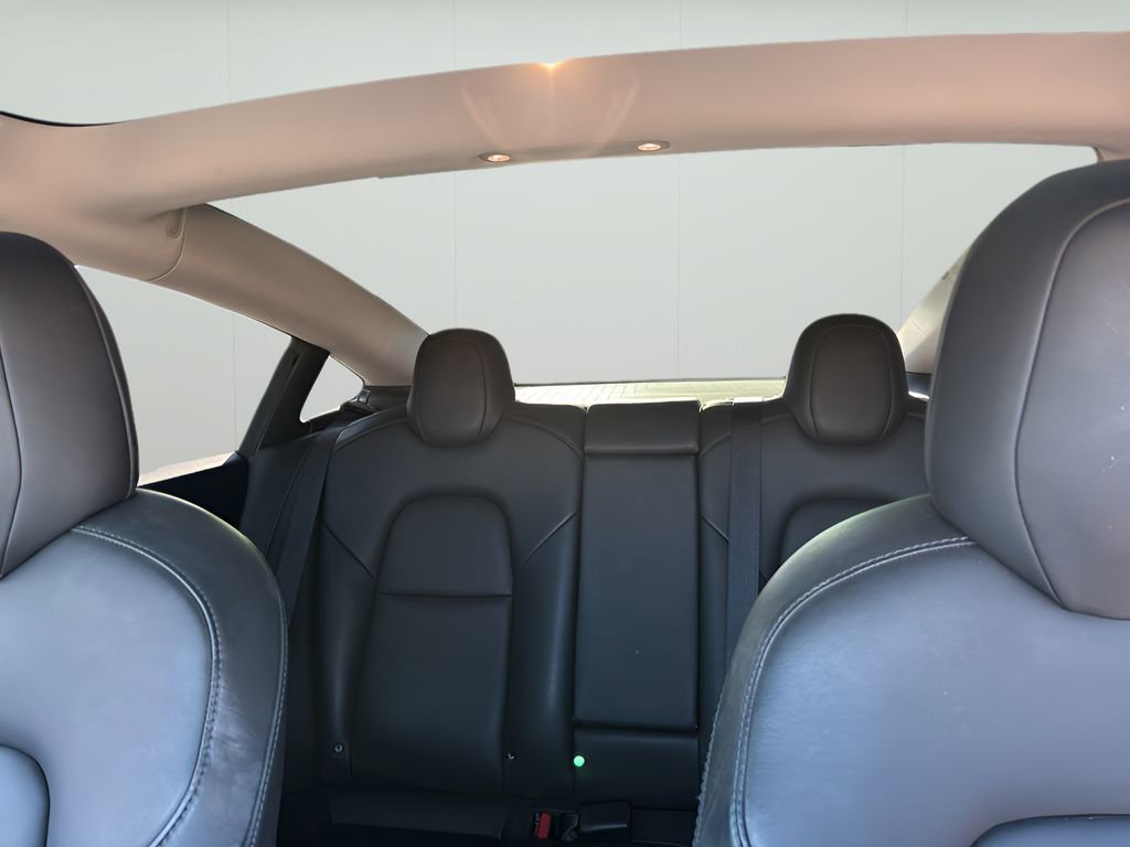 Used 2018 Tesla Model 3 Long Range AWD/4WD image 25