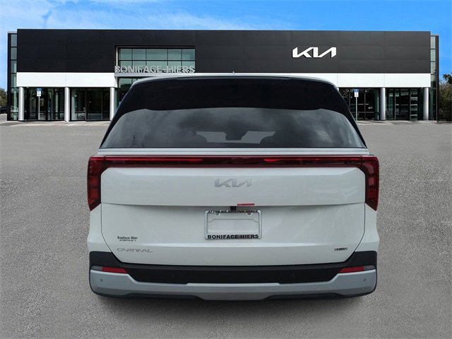 New 2026 Kia Carnival EX image 4