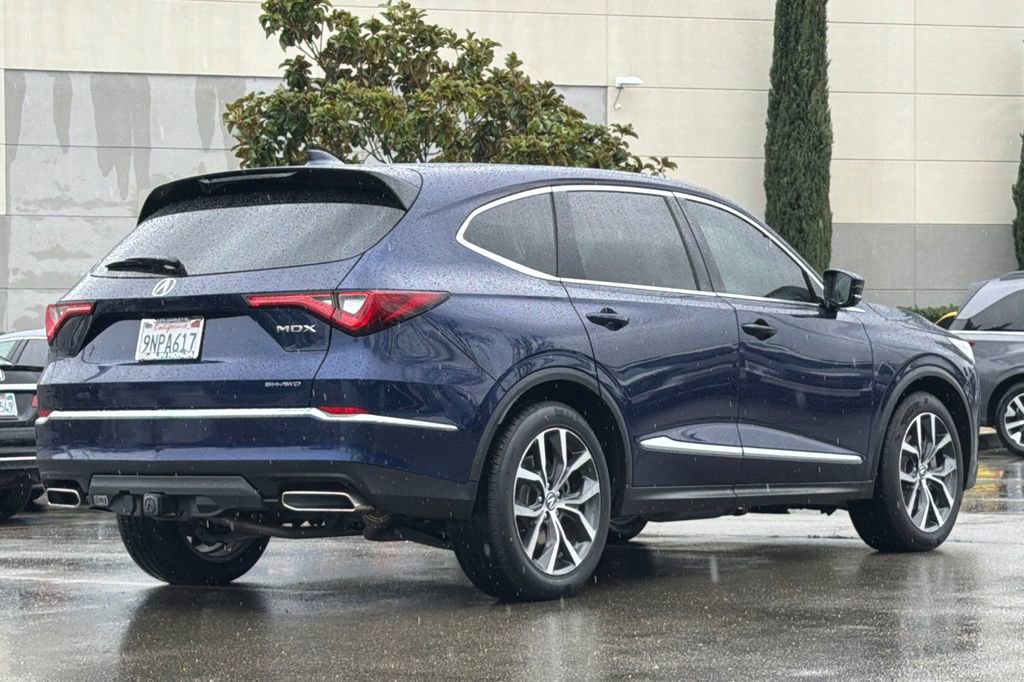 Used 2022 Acura MDX SH-AWD w/ Technology Package image 4