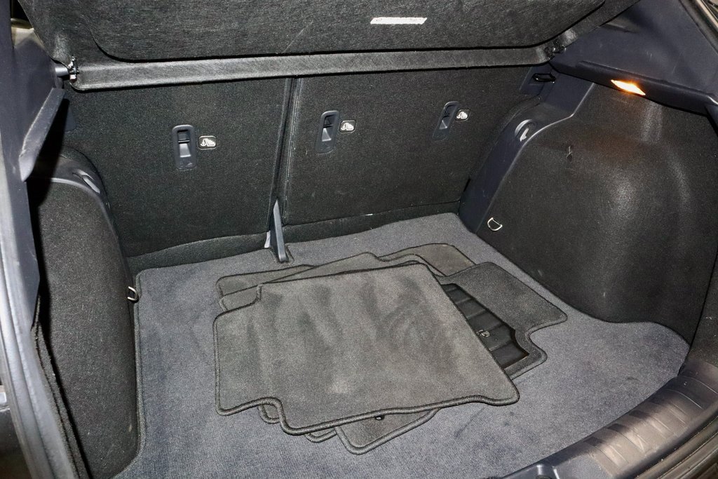 Certified 2023 Nissan Kicks SR w/ SR Premium Package image 15