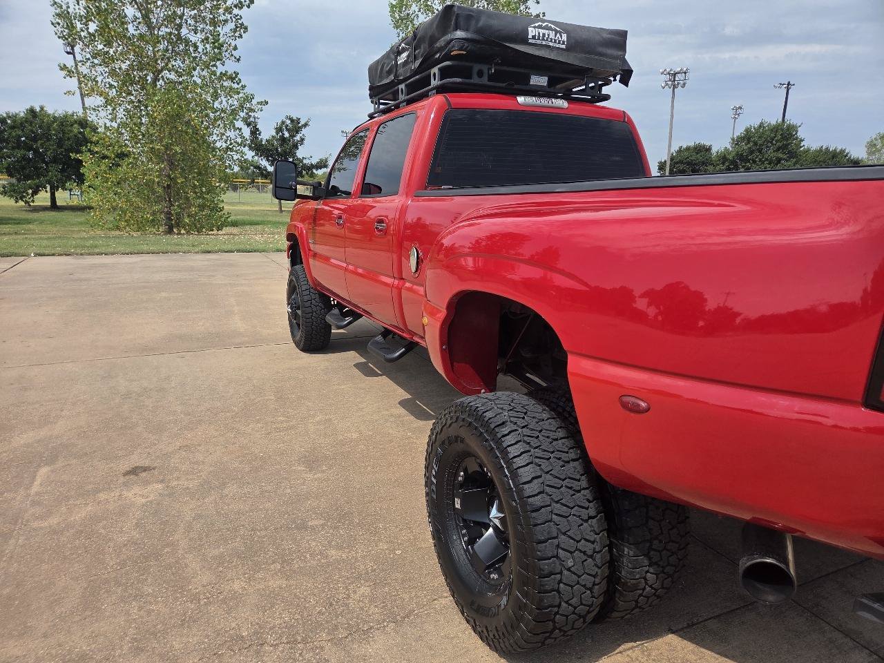 Used 2005 Chevrolet Silverado 3500 LS w/ Heavy-Duty Power Package AWD/4WD image 8