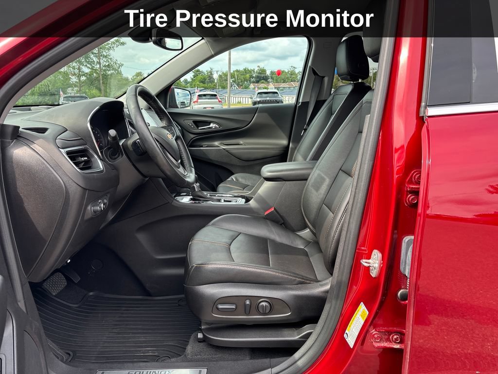 Used 2023 Chevrolet Equinox Premier AWD/4WD image 12