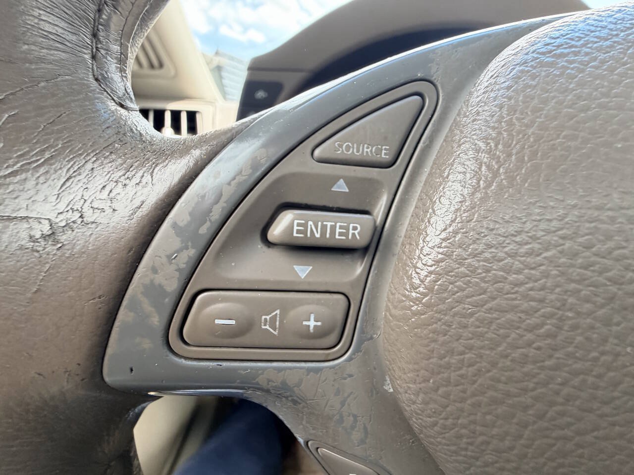 Used 2009 INFINITI G37 Convertible w/ Premium Pkg RWD image 11