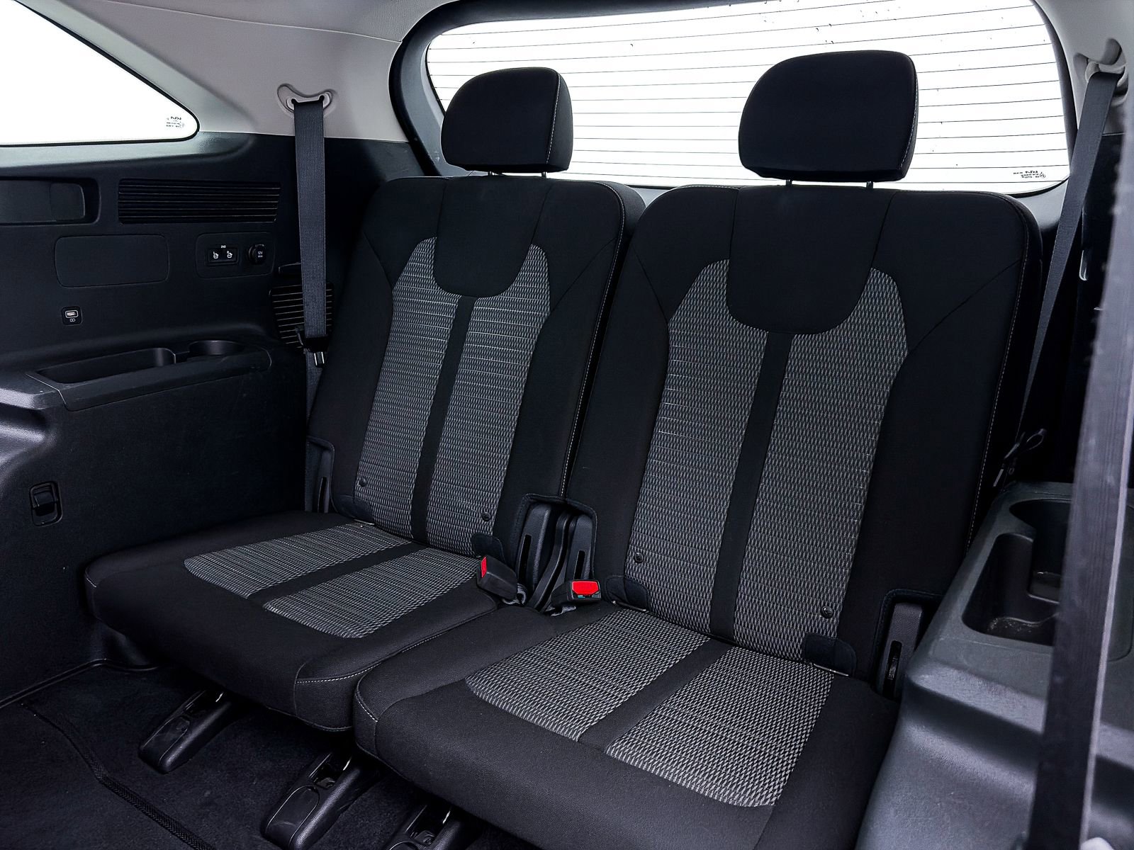 Used 2022 Kia Sorento LX image 35