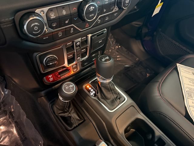 New 2026 Jeep Wrangler Unlimited Rubicon AWD/4WD image 21