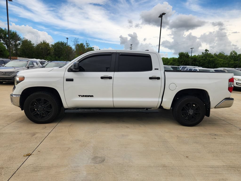 Used 2020 Toyota Tundra SR5 w/ SR5 Leather Package RWD image 6