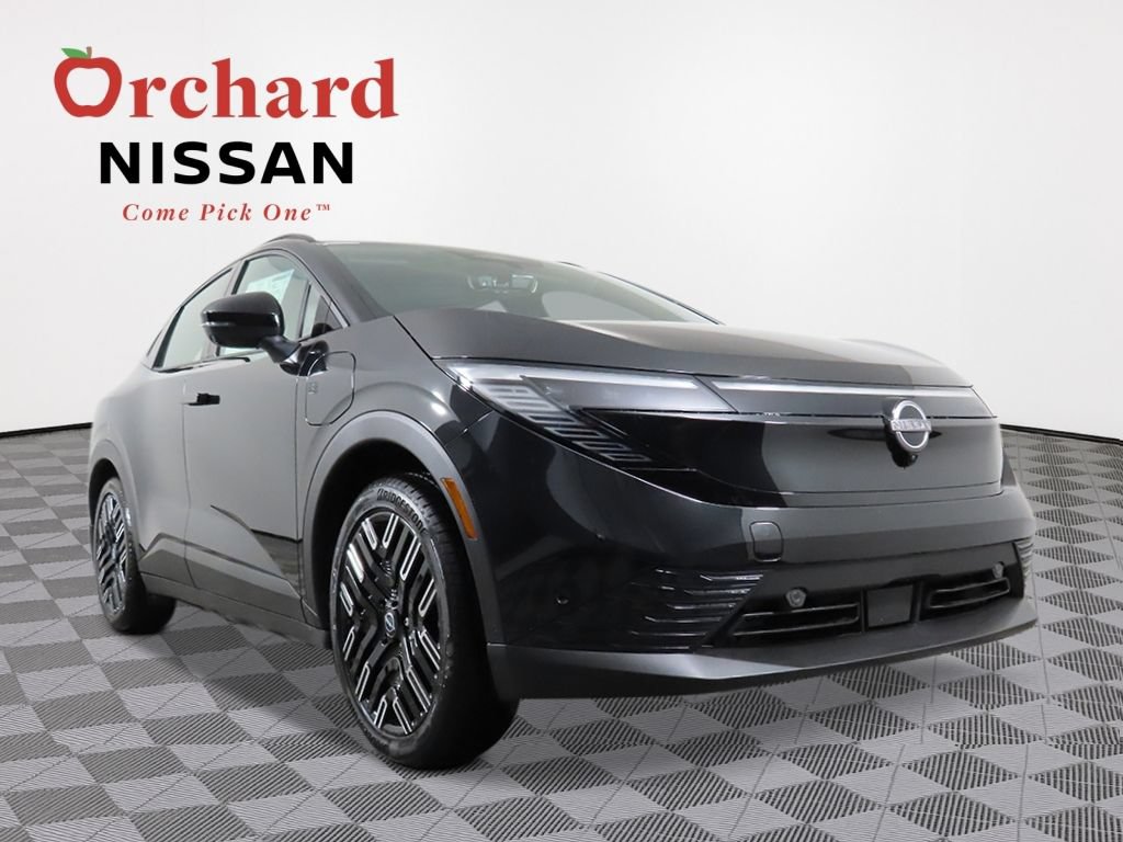 New 2026 Nissan Leaf Platinum+ w/ Floor Mat Package (Platinum+) FWD image 7
