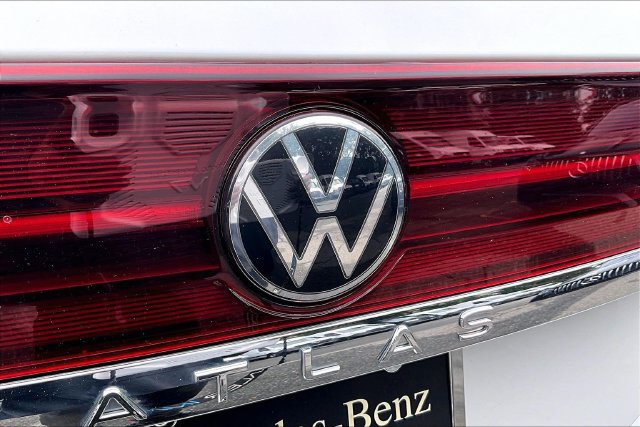 Used 2024 Volkswagen Atlas SEL Premium R-Line AWD/4WD image 28