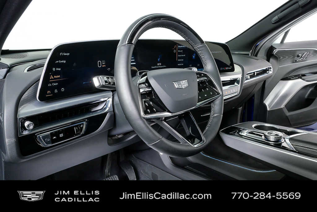 Certified 2024 Cadillac Lyriq Sport image 4