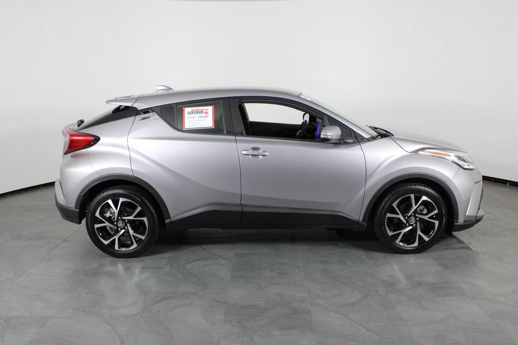 Used 2020 Toyota C-HR XLE FWD image 11