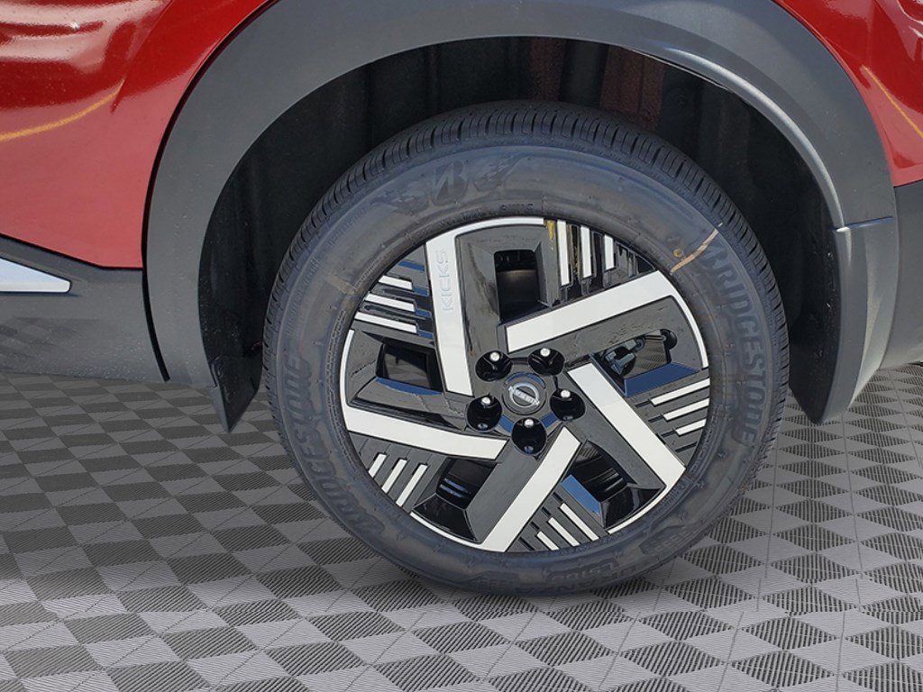 New 2026 Nissan Kicks SV image 12