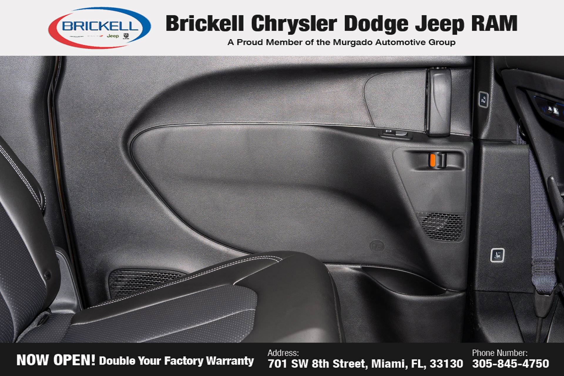 New 2026 Chrysler Pacifica Select image 13